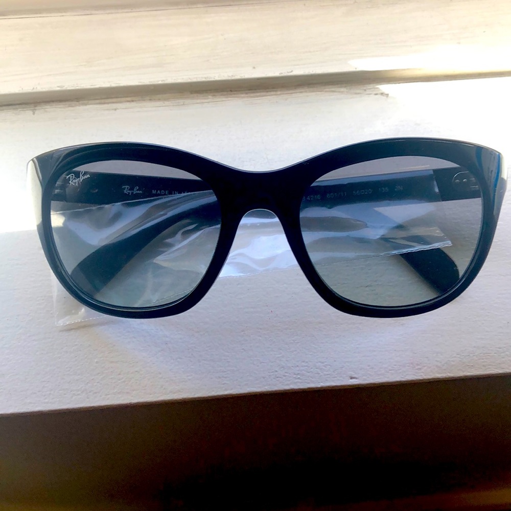 Black womens ray bands